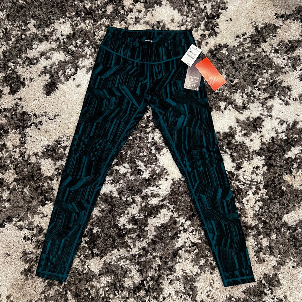 Zella Slim Fit Yoga Pants NWT